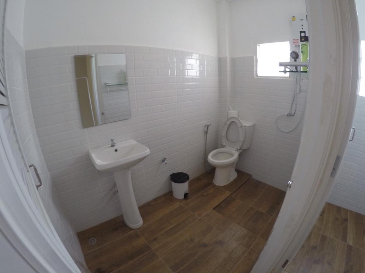 24 Poshtel Chiangmai Hostel Chiang Mai Ngoại thất bức ảnh