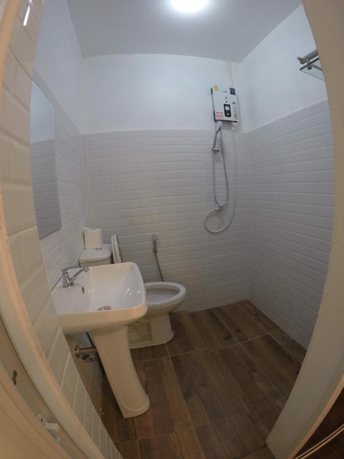 24 Poshtel Chiangmai Hostel Chiang Mai Ngoại thất bức ảnh