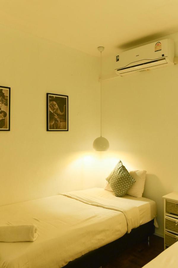 24 Poshtel Chiangmai Hostel Chiang Mai Ngoại thất bức ảnh