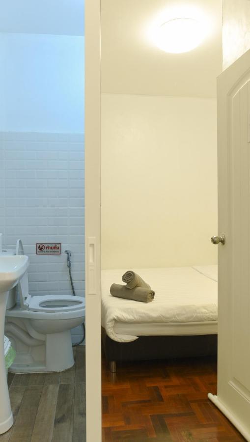24 Poshtel Chiangmai Hostel Chiang Mai Ngoại thất bức ảnh