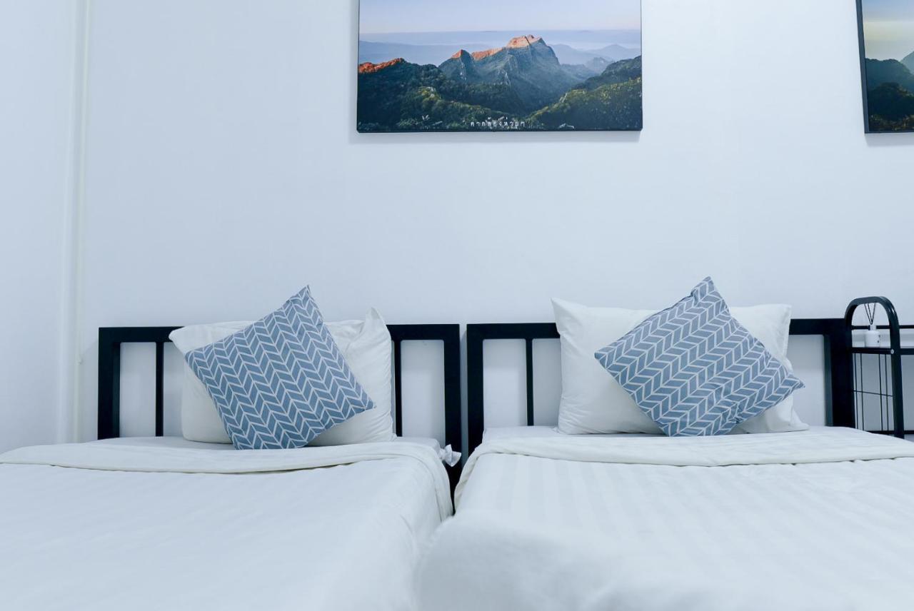 24 Poshtel Chiangmai Hostel Chiang Mai Ngoại thất bức ảnh