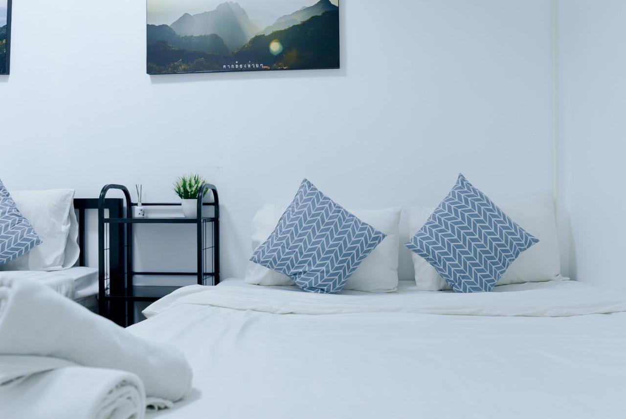 24 Poshtel Chiangmai Hostel Chiang Mai Ngoại thất bức ảnh
