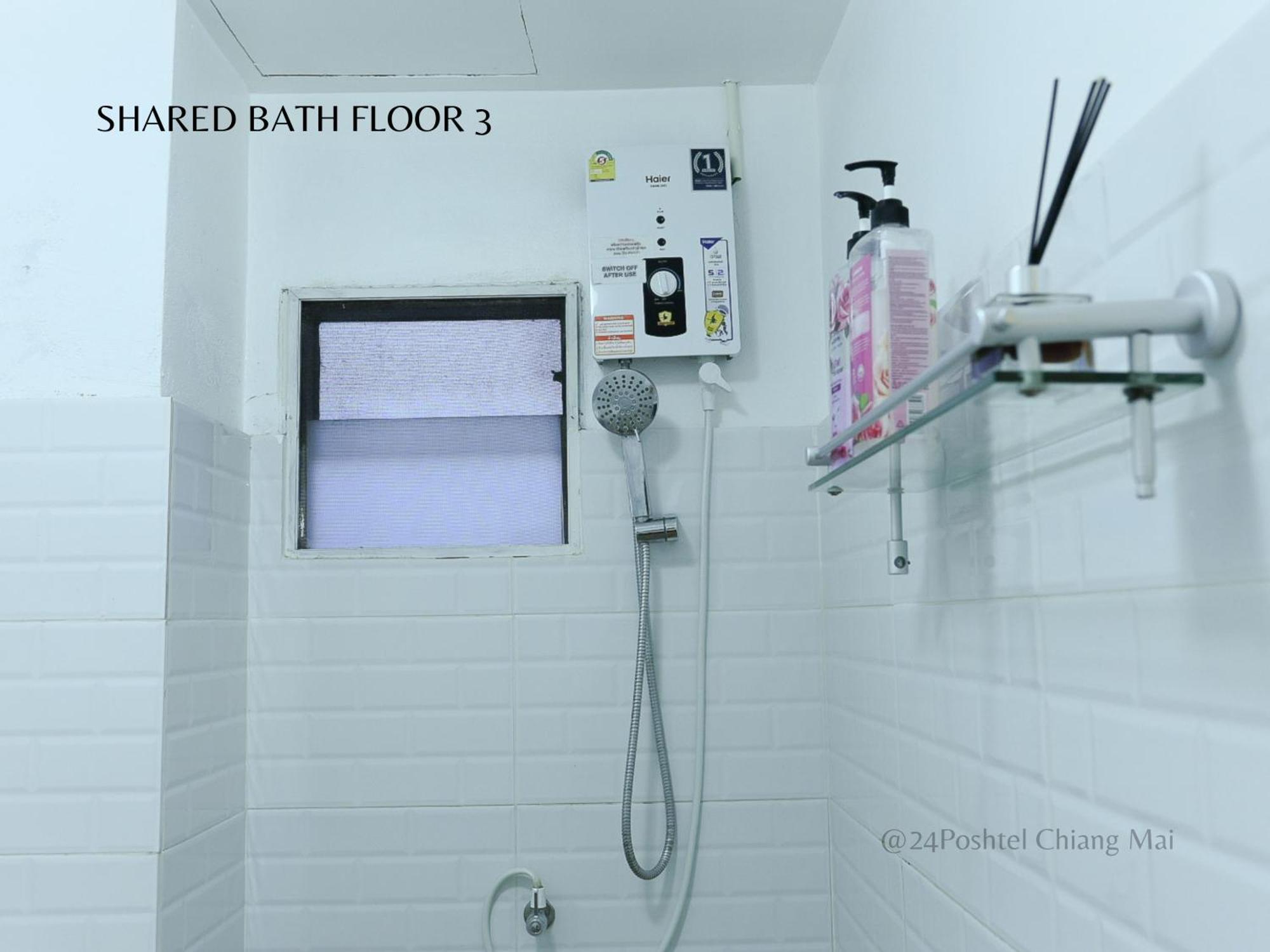 24 Poshtel Chiangmai Hostel Chiang Mai Phòng bức ảnh